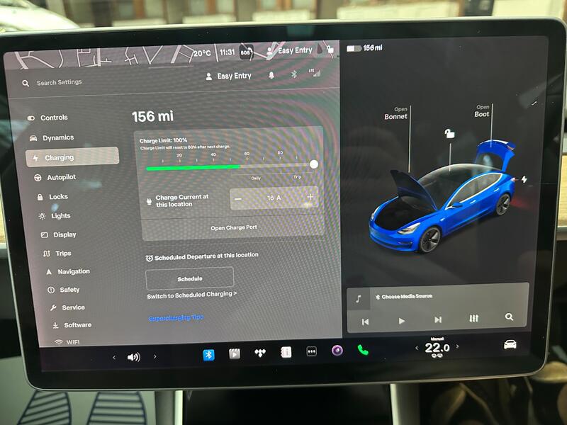 TESLA MODEL 3