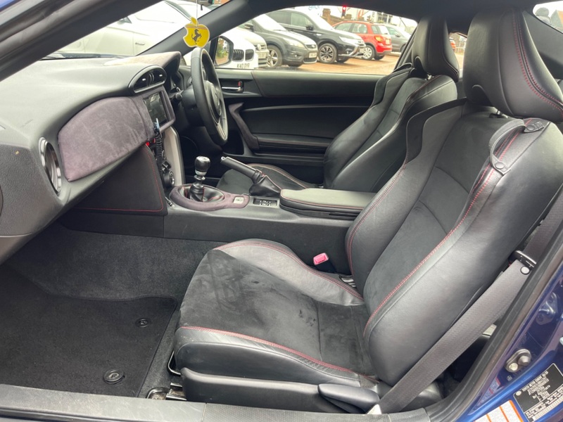 TOYOTA GT86