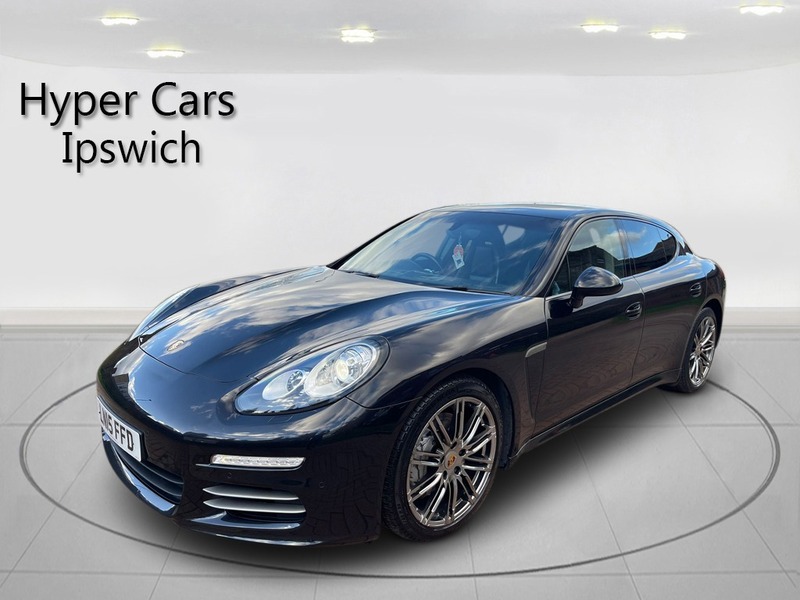 PORSCHE PANAMERA