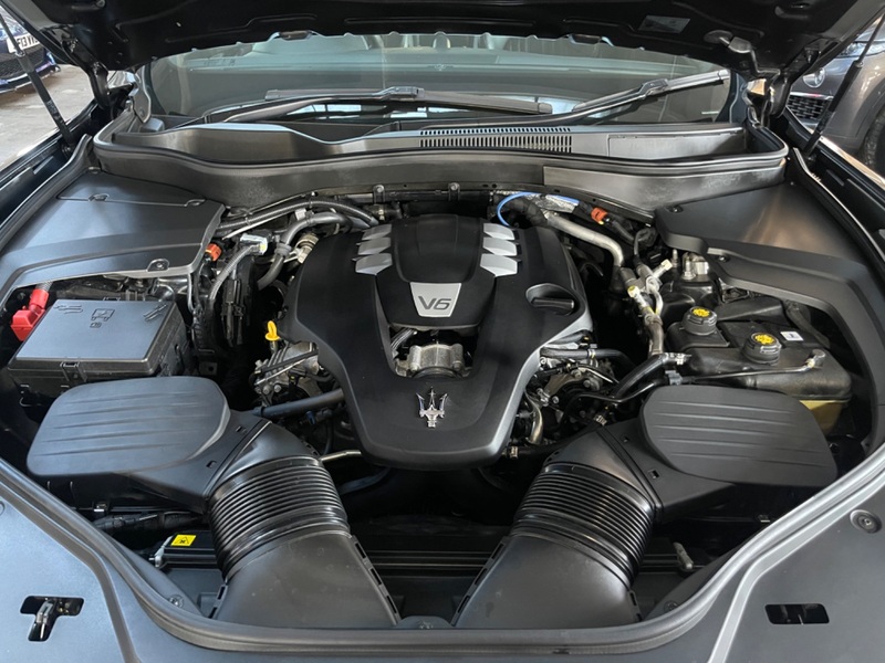 MASERATI LEVANTE