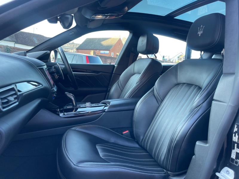 MASERATI LEVANTE