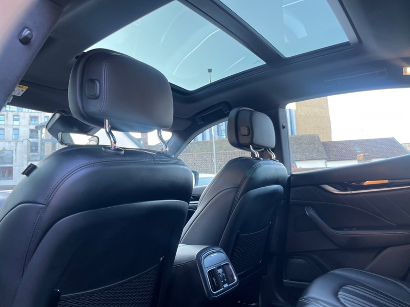 MASERATI LEVANTE